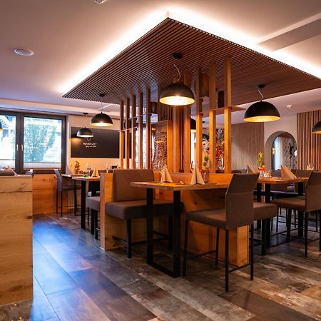 Hotel Mesnerwirt เวสเทนดอร์ฟ ภายนอก รูปภาพ
